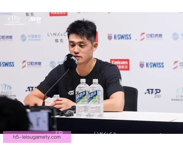 吴易昺冲八强袁悦萌答秘诀状态佳